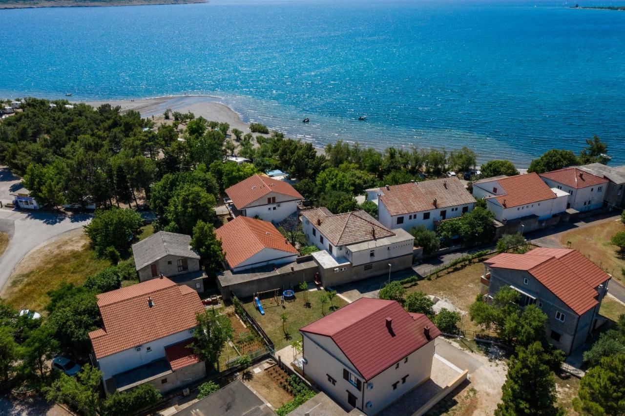 Apartments Zora Seline Bagian luar foto